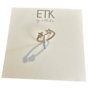 Ettika Gold Star  Disconnected Twist  Ring Size 7